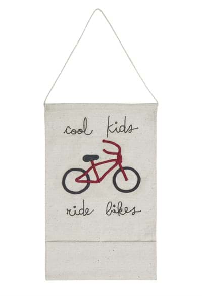 'Cool Kids Rides Bike' Duvar Süsü resmi